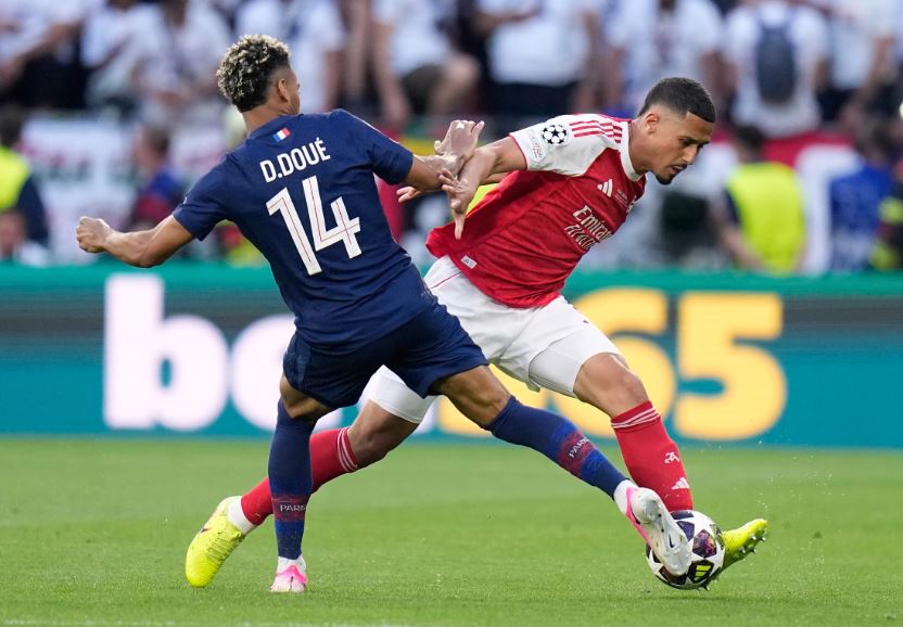 Phương án thay thế khi Saliba nguy cơ bỏ lỡ World Cup 2026